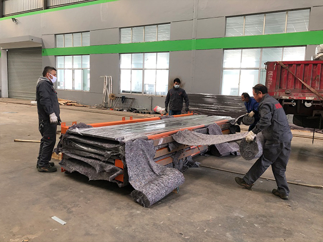 江西鷹潭公交候車亭(tíng)