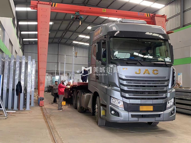 供應雲南公(gōng)交站台發貨發貨實拍