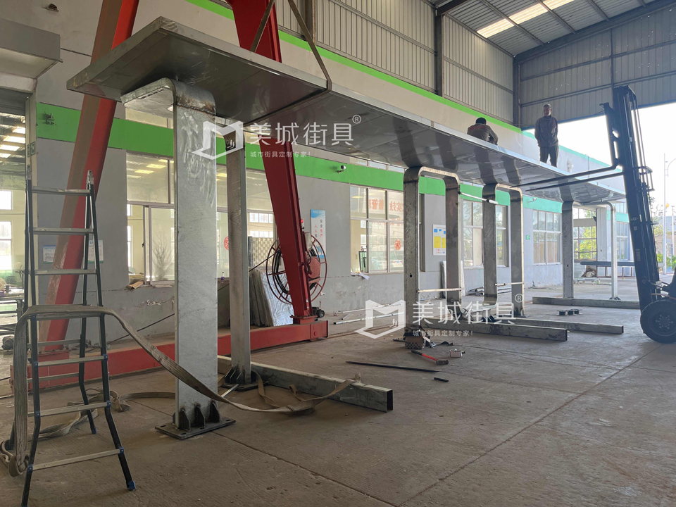 2023.12.391抖阴下载_街具生產候車亭實物圖