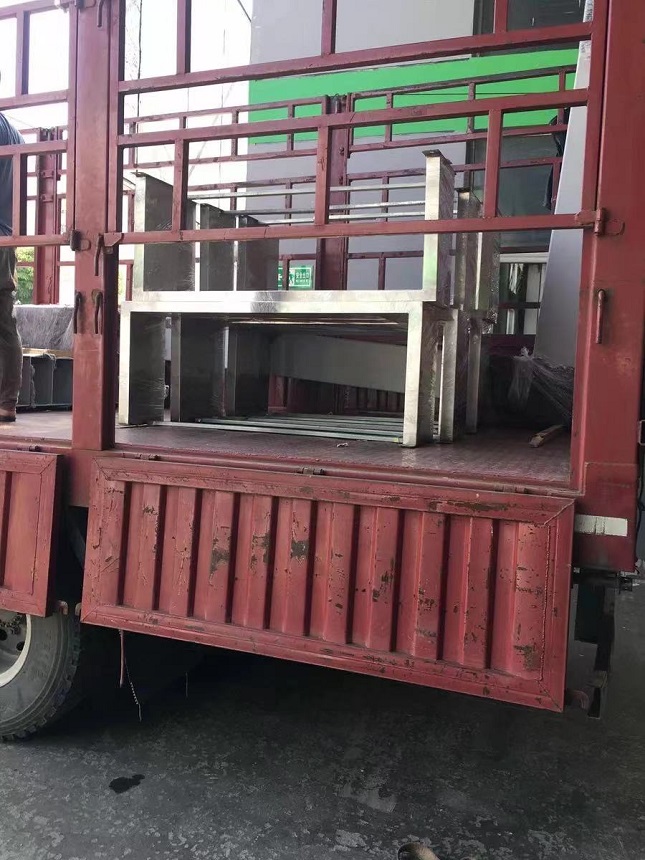 候車亭發貨圖 候車亭發貨(huò)圖