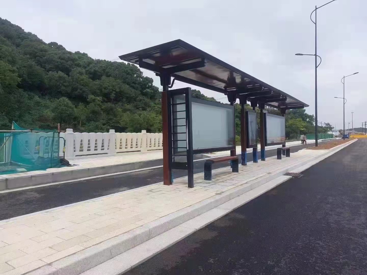 候車亭實物圖 候車亭實物圖(tú)