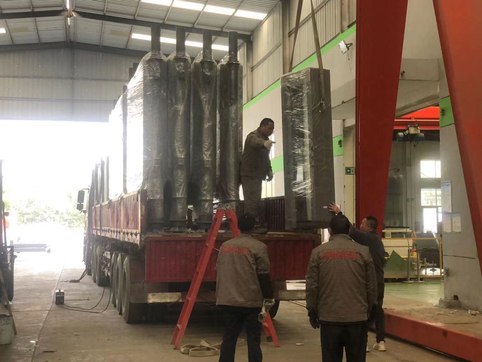 公交候車亭發貨圖(tú) 公(gōng)交候車亭發貨圖