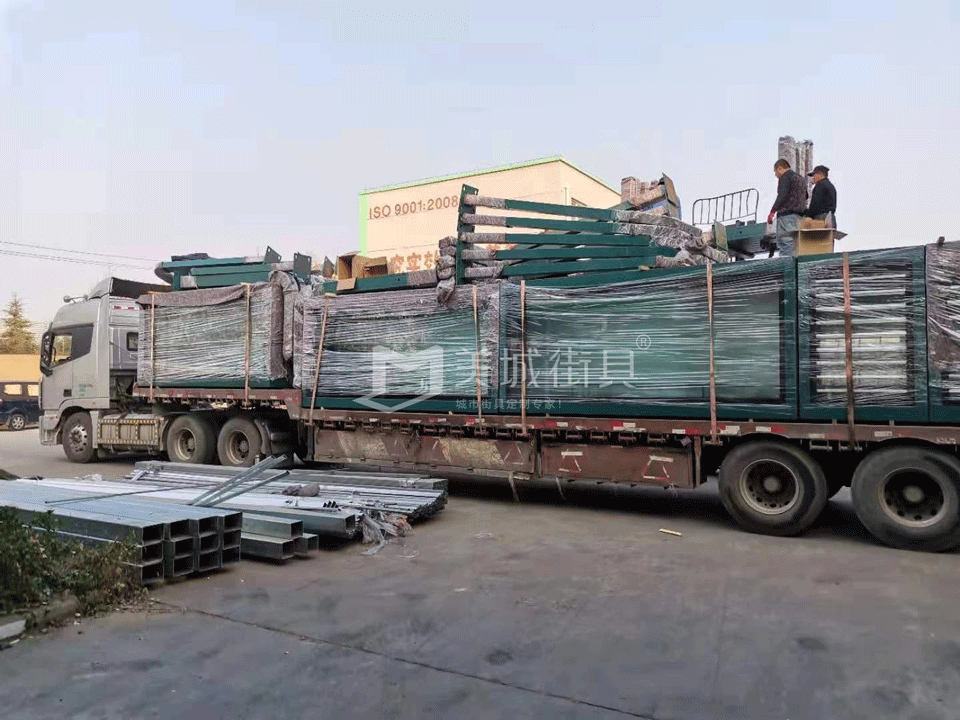 公交站(zhàn)台 公交站台