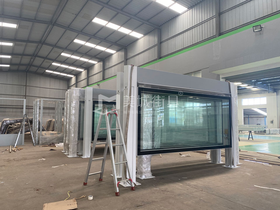 2022.7.1號91抖阴下载_街具(jù)供應徐州公交候車亭發貨現場(chǎng) 2022.7.1號91抖阴下载_街具供應(yīng)徐州公交候車(chē)亭發貨現場