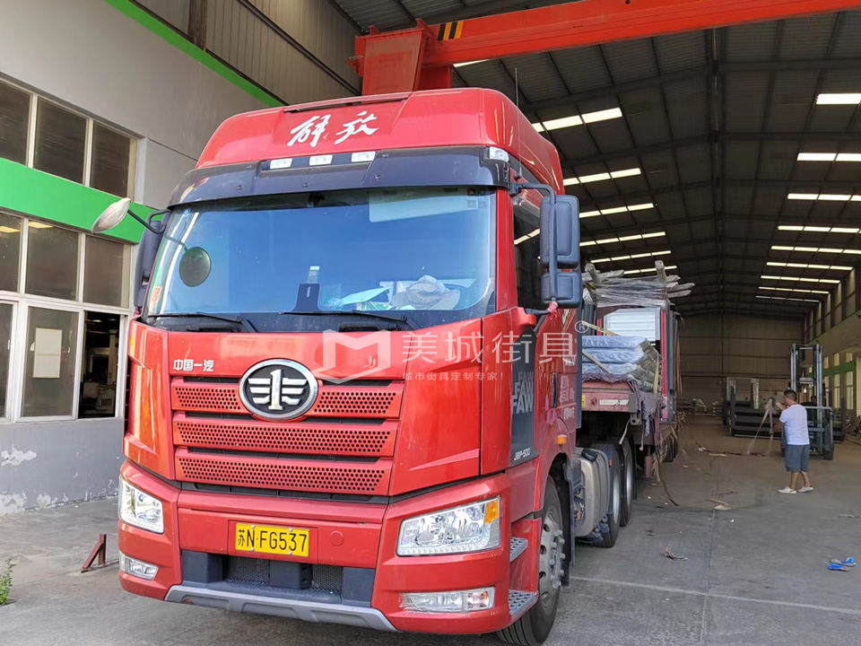 武漢(hàn)公(gōng)交站台 武漢公交(jiāo)站台