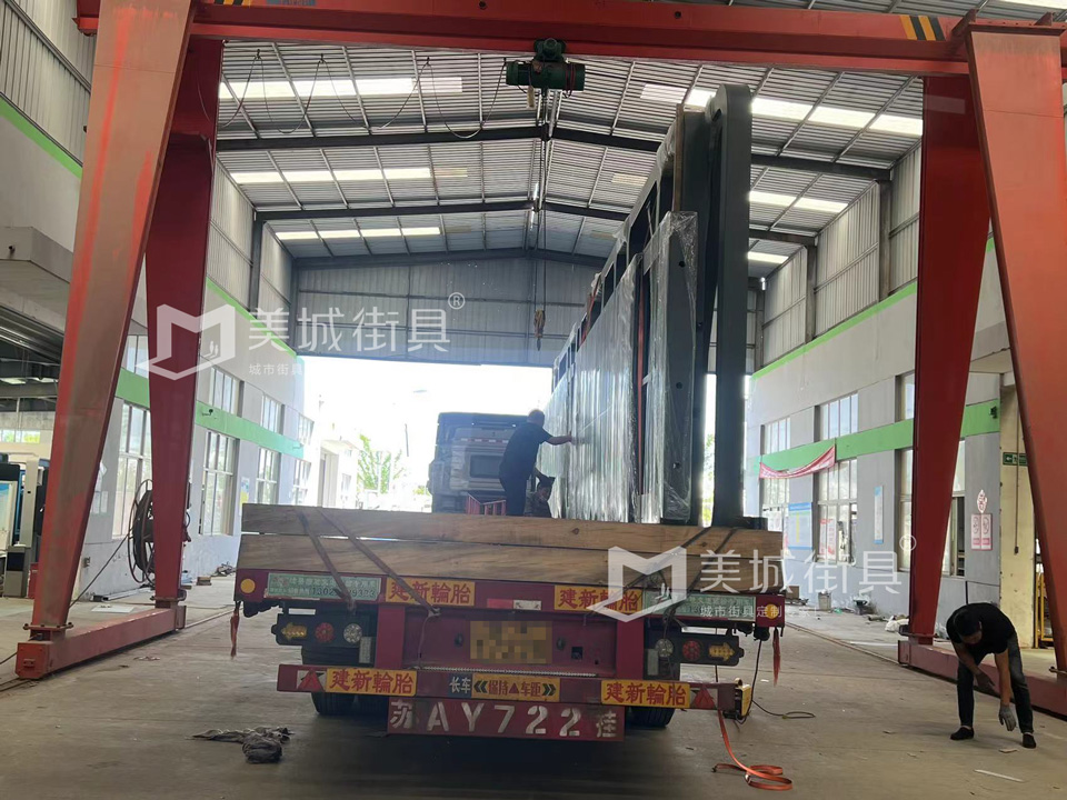 2024.4.25安徽合肥公(gōng)交候車亭發貨案例實(shí)拍 2024.4.25安徽合肥公交候車亭發貨案例實拍